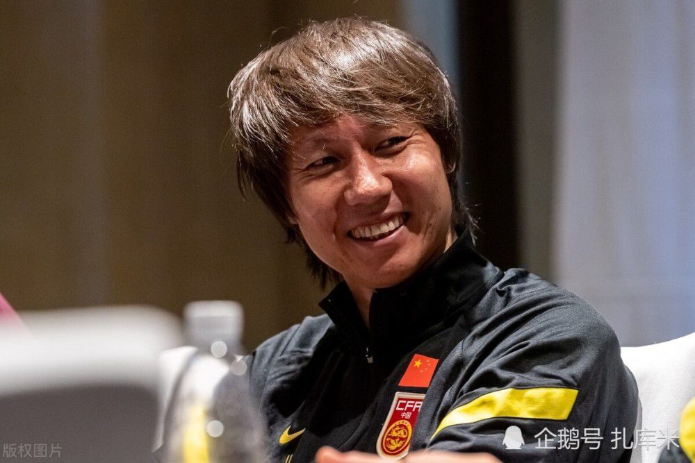 赛季至今，雷吉隆代表曼联出战10场比赛（7场首发），他与热刺的正式合同将在2025年夏天到期。